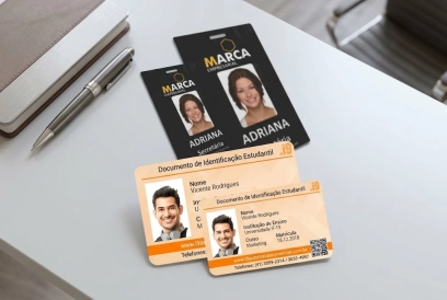 CRACHÁ / CARTEIRINHA